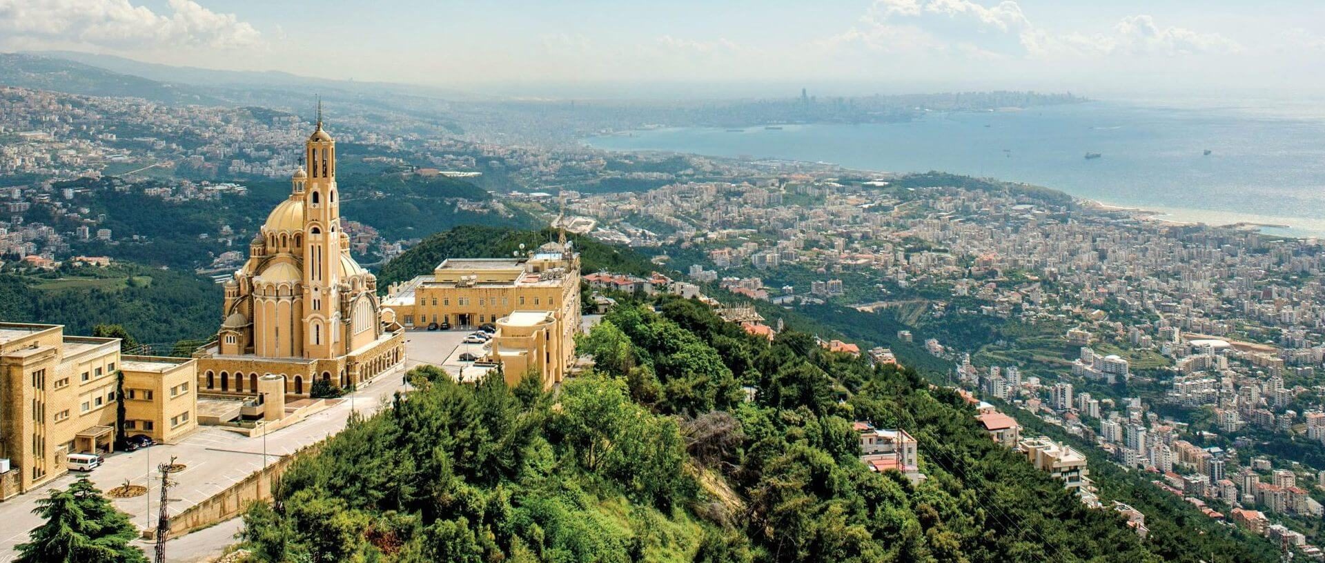 نمای هوایی از شهر بیروت در کشور لبنان
